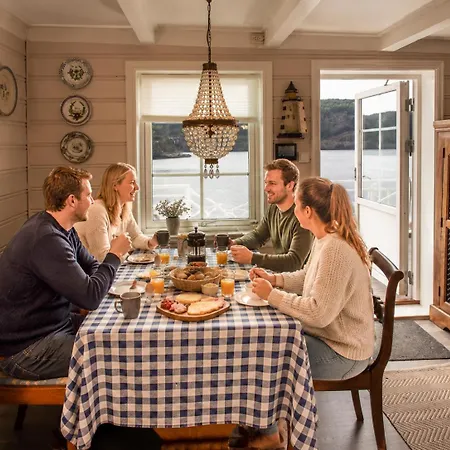 Sjohuset Nyaraló Sjøholt